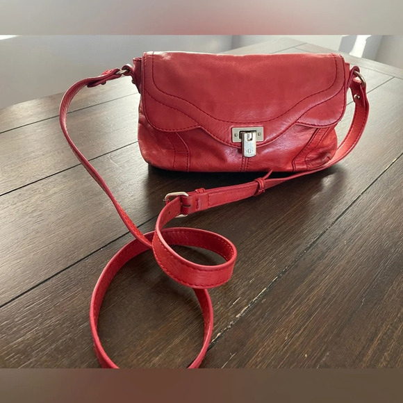 B. Makowsky cross body bag - Picture 4 of 13